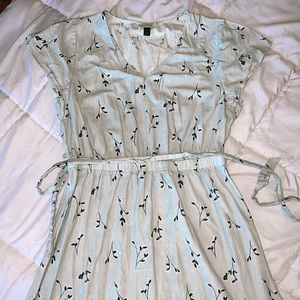 Universal Thread Floral Midi Dress: Size Large